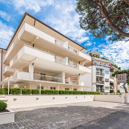 Hotel & Residence Exclusive Marina Di Carrara Eksteriør bilde